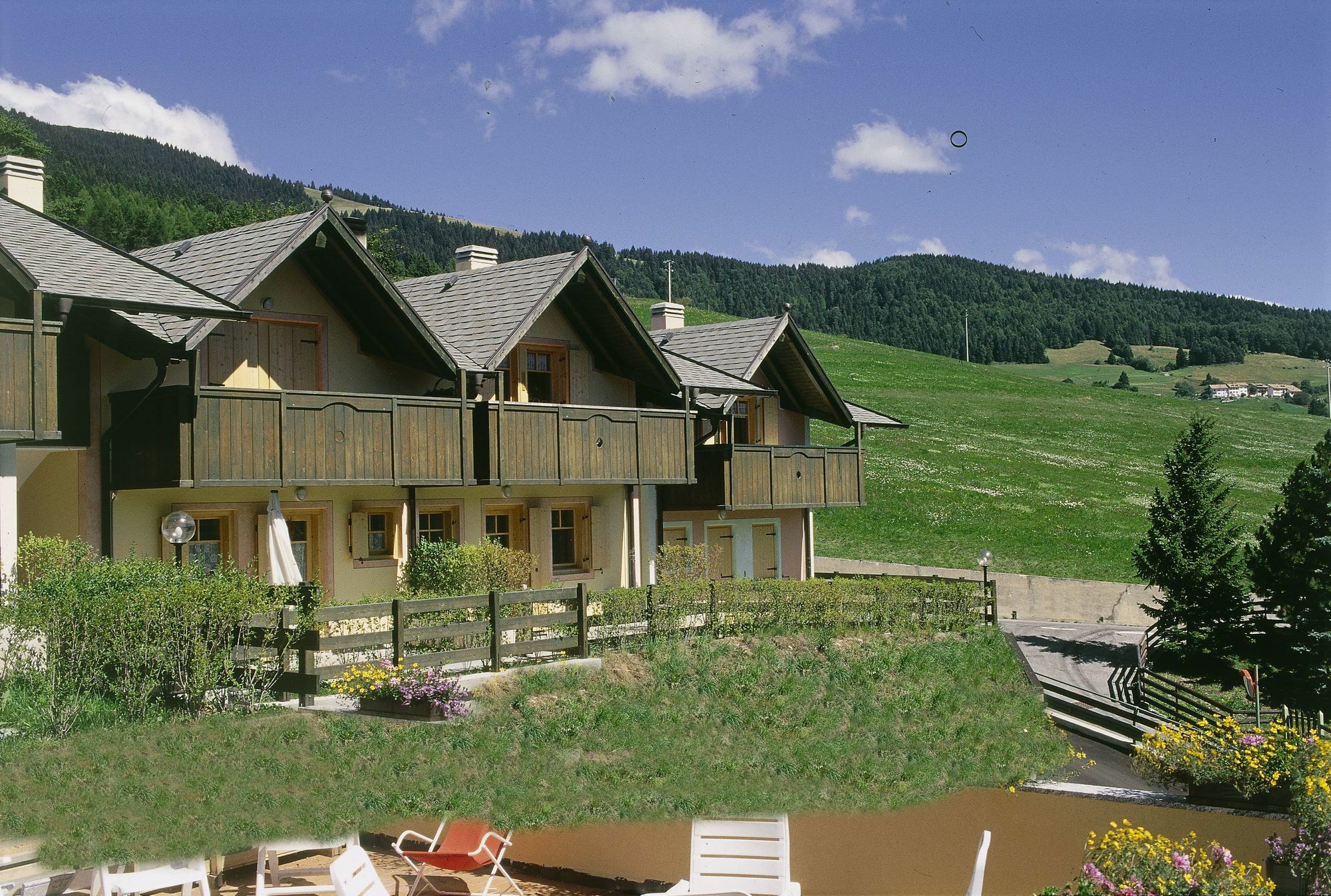 Alpine Smart Residence Фольгария Экстерьер фото
